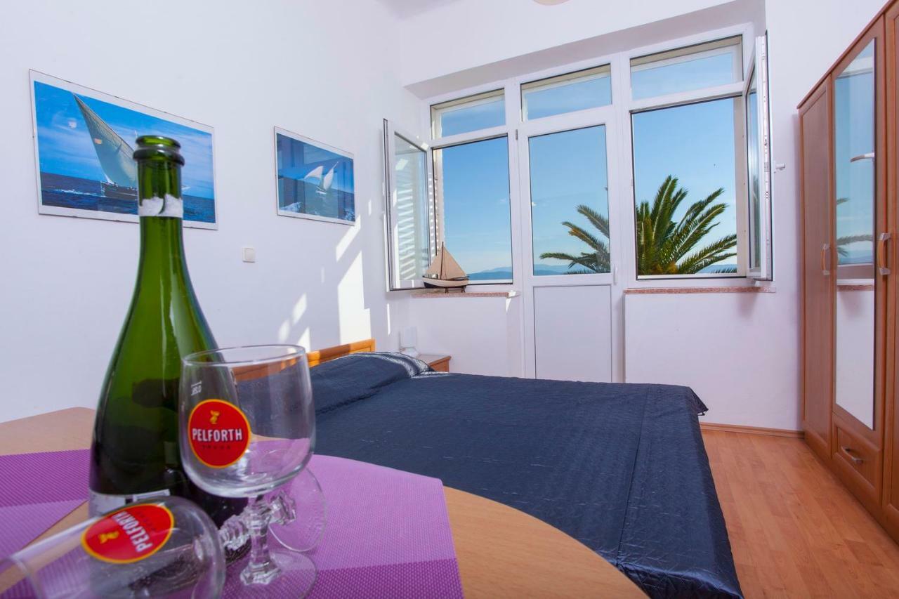 Apartments Lara Podgora Exterior photo